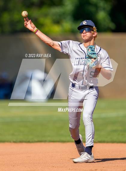 Thumbnail 2 in Christian Brothers vs. Central Catholic (CIF SJS D3 Playoff) photogallery.
