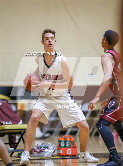 Thumbnail 2 in Paloma Valley vs. Murrieta Valley (Jared Mandville Memorial) photogallery.