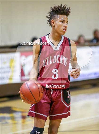 Thumbnail 3 in Paloma Valley vs. Murrieta Valley (Jared Mandville Memorial) photogallery.