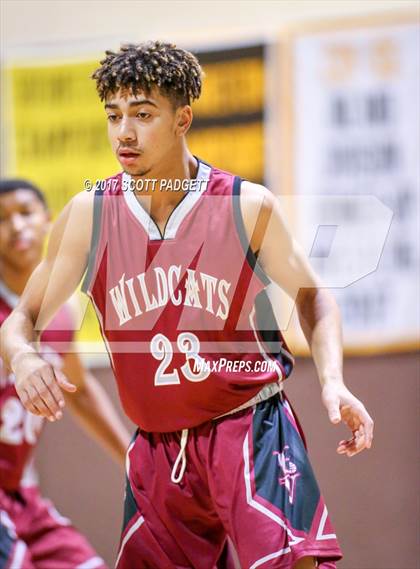 Thumbnail 3 in Paloma Valley vs. Murrieta Valley (Jared Mandville Memorial) photogallery.