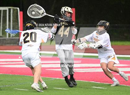 Thumbnail 3 in Joel Barlow vs. Daniel Hand (CIAC Class M Final) photogallery.