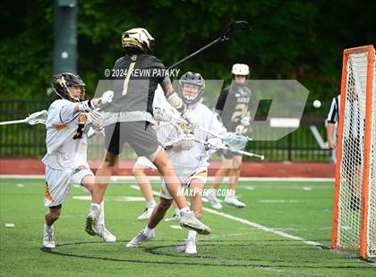 Thumbnail 3 in Joel Barlow vs. Daniel Hand (CIAC Class M Final) photogallery.