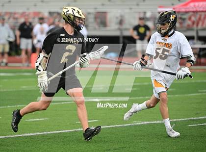 Thumbnail 2 in Joel Barlow vs. Daniel Hand (CIAC Class M Final) photogallery.
