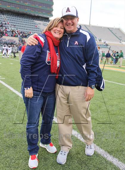 Thumbnail 3 in Allen vs. The Woodlands (UIL 5A Division 1 Regional Semifinal) photogallery.