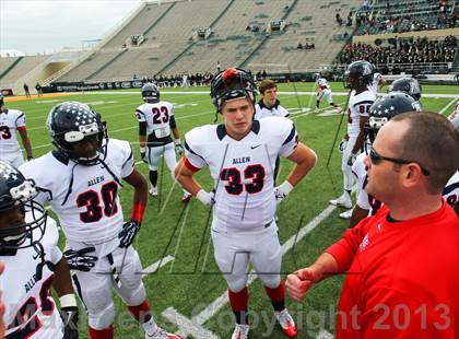 Thumbnail 2 in Allen vs. The Woodlands (UIL 5A Division 1 Regional Semifinal) photogallery.