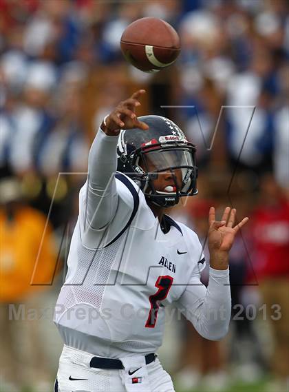 Thumbnail 3 in Allen vs. The Woodlands (UIL 5A Division 1 Regional Semifinal) photogallery.