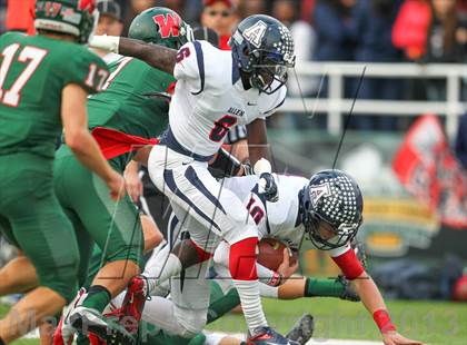 Thumbnail 2 in Allen vs. The Woodlands (UIL 5A Division 1 Regional Semifinal) photogallery.