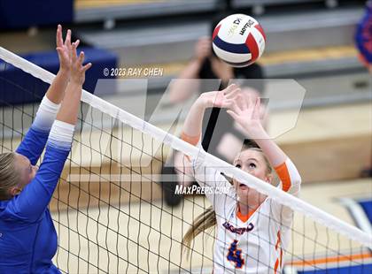 Thumbnail 3 in Cherry Creek @ Legend photogallery.