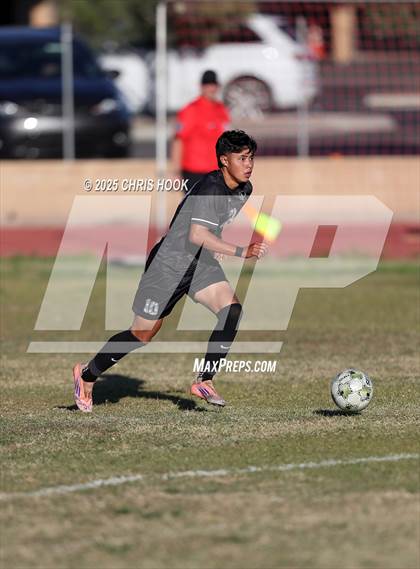 Thumbnail 2 in Sunnyside vs Pusch Ridge Christian Academy (Brandon Bean Soccer Tournament) photogallery.