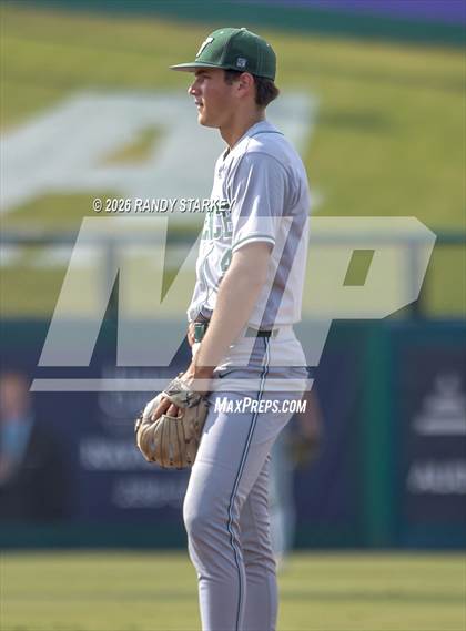 Thumbnail 1 in Stoneman Douglas vs. Venice (FHSAA 7A State Championship) photogallery.