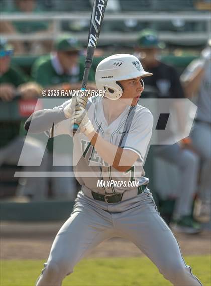 Thumbnail 2 in Stoneman Douglas vs. Venice (FHSAA 7A State Championship) photogallery.