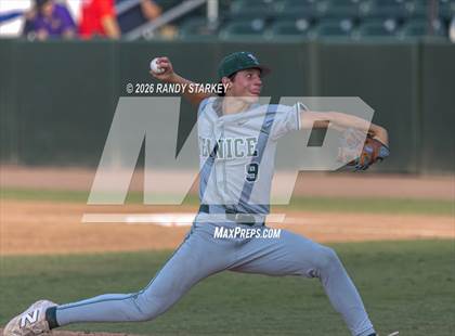 Thumbnail 3 in Stoneman Douglas vs. Venice (FHSAA 7A State Championship) photogallery.