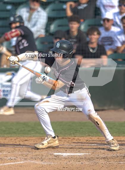 Thumbnail 1 in Stoneman Douglas vs. Venice (FHSAA 7A State Championship) photogallery.
