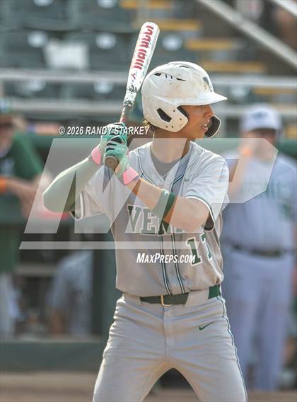 Thumbnail 1 in Stoneman Douglas vs. Venice (FHSAA 7A State Championship) photogallery.