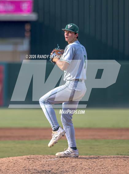 Thumbnail 1 in Stoneman Douglas vs. Venice (FHSAA 7A State Championship) photogallery.