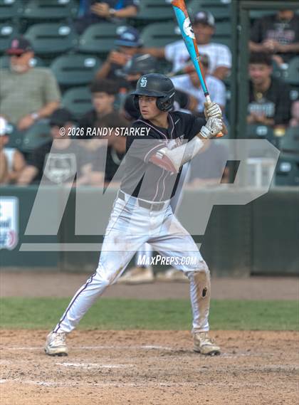 Thumbnail 2 in Stoneman Douglas vs. Venice (FHSAA 7A State Championship) photogallery.