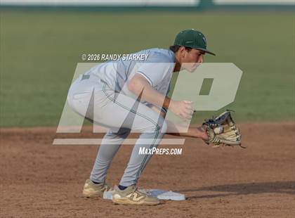 Thumbnail 1 in Stoneman Douglas vs. Venice (FHSAA 7A State Championship) photogallery.