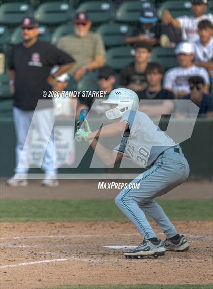 Thumbnail 2 in Stoneman Douglas vs. Venice (FHSAA 7A State Championship) photogallery.