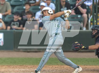 Thumbnail 3 in Stoneman Douglas vs. Venice (FHSAA 7A State Championship) photogallery.