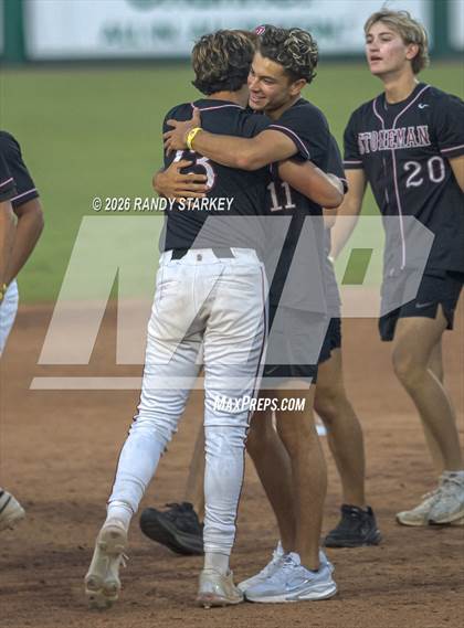 Thumbnail 1 in Stoneman Douglas vs. Venice (FHSAA 7A State Championship) photogallery.