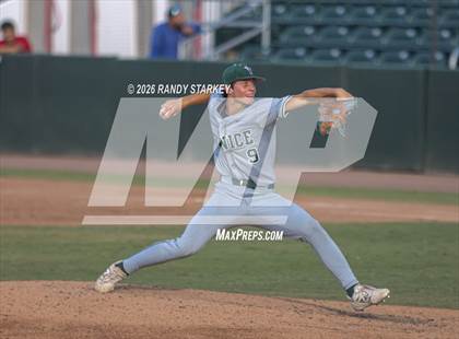 Thumbnail 1 in Stoneman Douglas vs. Venice (FHSAA 7A State Championship) photogallery.