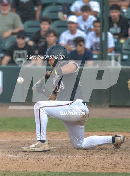 Thumbnail 1 in Stoneman Douglas vs. Venice (FHSAA 7A State Championship) photogallery.