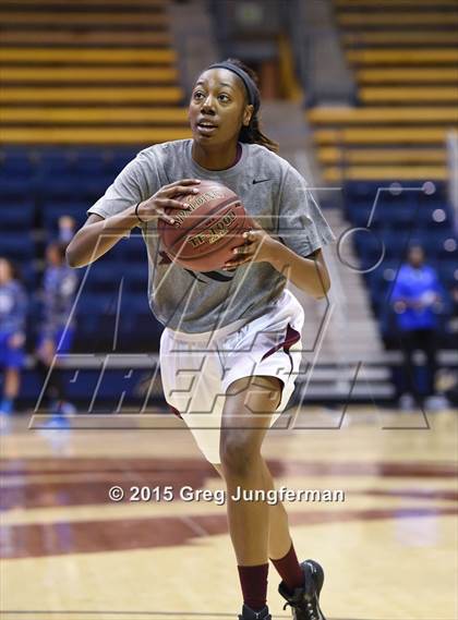 Thumbnail 2 in Eastside College Prep vs. La Jolla Country Day (CIF State D5 Final) photogallery.
