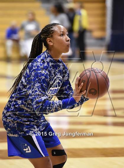 Thumbnail 1 in Eastside College Prep vs. La Jolla Country Day (CIF State D5 Final) photogallery.