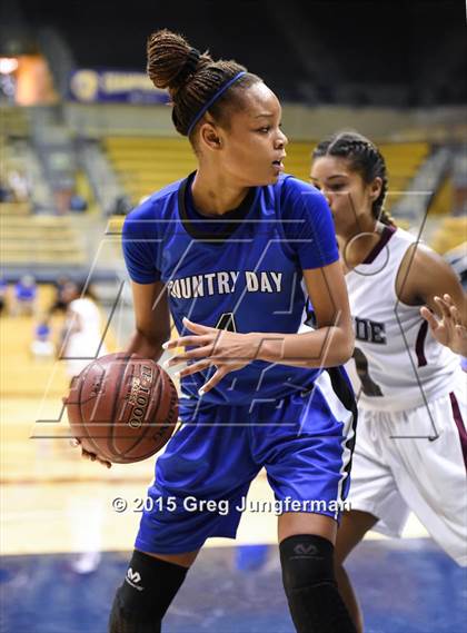 Thumbnail 3 in Eastside College Prep vs. La Jolla Country Day (CIF State D5 Final) photogallery.
