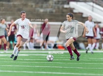 Thumbnail 1 in Dobyns-Bennett @ Tennessee photogallery.