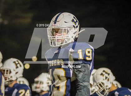 Thumbnail 3 in Oil City vs. Hollidaysburg photogallery.