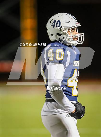 Thumbnail 1 in Oil City vs. Hollidaysburg photogallery.