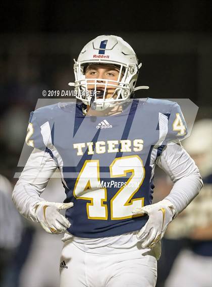 Thumbnail 3 in Oil City vs. Hollidaysburg photogallery.
