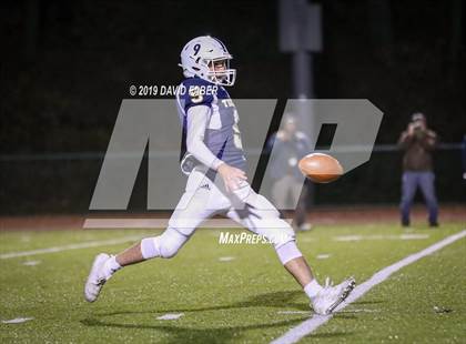 Thumbnail 1 in Oil City vs. Hollidaysburg photogallery.