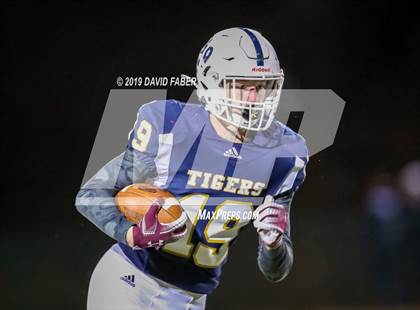 Thumbnail 3 in Oil City vs. Hollidaysburg photogallery.
