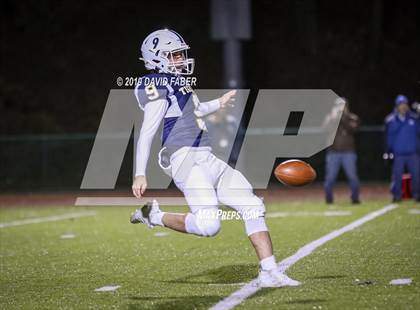 Thumbnail 2 in Oil City vs. Hollidaysburg photogallery.