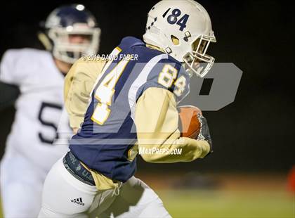 Thumbnail 3 in Oil City vs. Hollidaysburg photogallery.