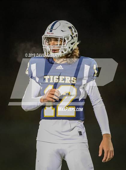 Thumbnail 1 in Oil City vs. Hollidaysburg photogallery.