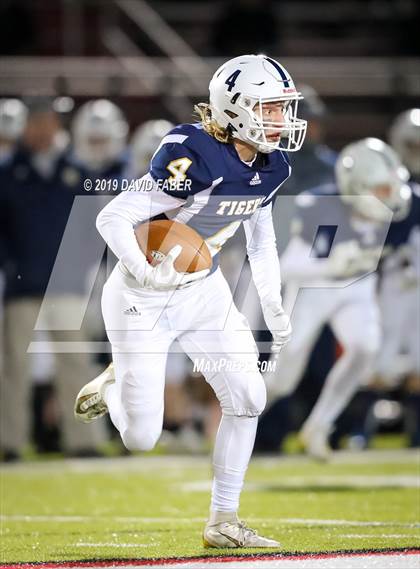 Thumbnail 3 in Oil City vs. Hollidaysburg photogallery.