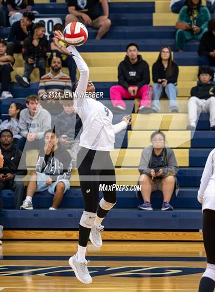 Thumbnail 3 in Spring Valley vs. Doral Academy Red Rock (NIAA 4A Quarterfinal) photogallery.