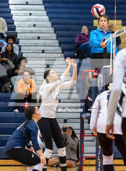 Thumbnail 2 in Spring Valley vs. Doral Academy Red Rock (NIAA 4A Quarterfinal) photogallery.