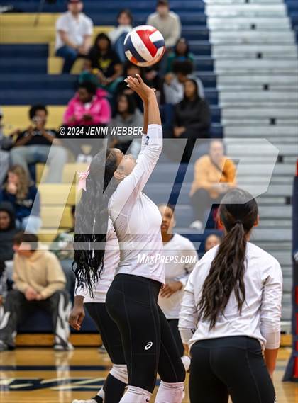 Thumbnail 2 in Spring Valley vs. Doral Academy Red Rock (NIAA 4A Quarterfinal) photogallery.