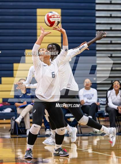 Thumbnail 3 in Spring Valley vs. Doral Academy Red Rock (NIAA 4A Quarterfinal) photogallery.