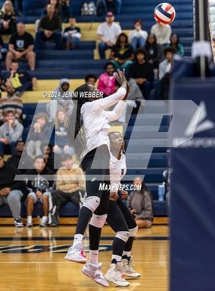 Thumbnail 3 in Spring Valley vs. Doral Academy Red Rock (NIAA 4A Quarterfinal) photogallery.