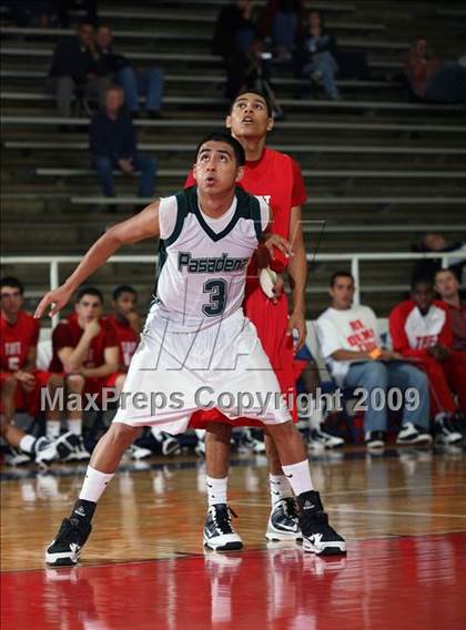 Thumbnail 2 in Taft vs Pasadena (McDonalds Texas Invitational) photogallery.