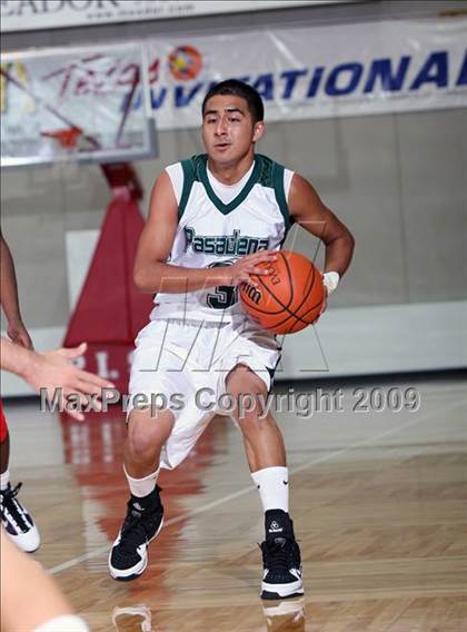 Thumbnail 3 in Taft vs Pasadena (McDonalds Texas Invitational) photogallery.