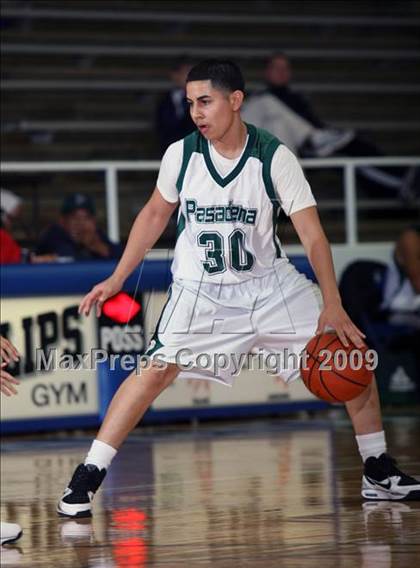 Thumbnail 1 in Taft vs Pasadena (McDonalds Texas Invitational) photogallery.