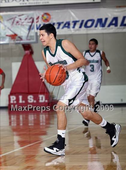Thumbnail 3 in Taft vs Pasadena (McDonalds Texas Invitational) photogallery.