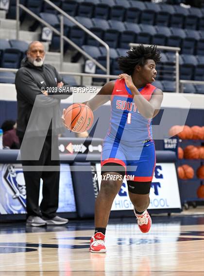 Thumbnail 2 in South Garland @ Wylie East photogallery.