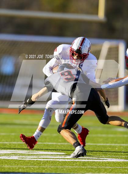 Thumbnail 2 in Red Hook @ Marlboro Central (Section 9 Class B Semifinal) photogallery.
